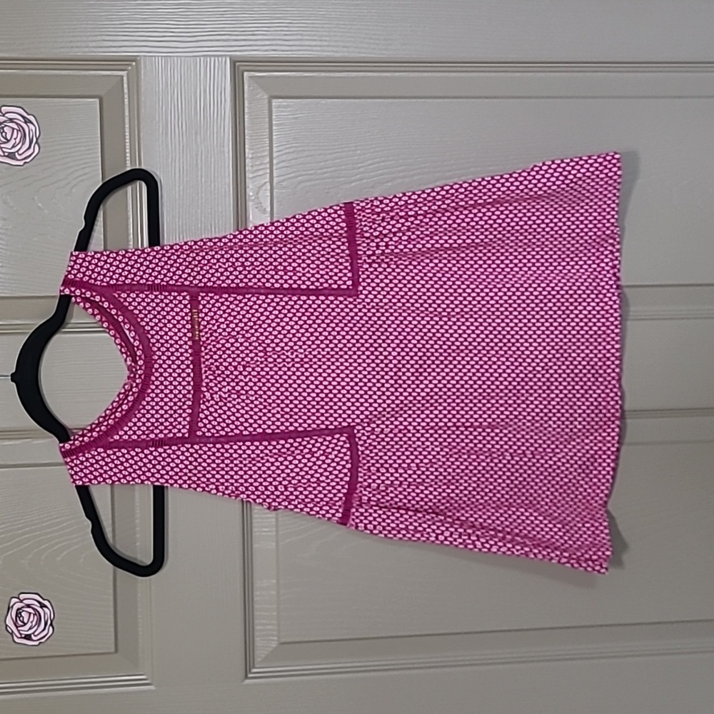 Old navy magenta pink print crochet lined tank size small